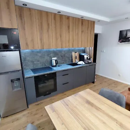 Nad Jeziorem Sport I Rekreacja *